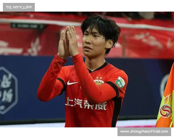 中国球员李新翔获门兴关注，或成武磊后第二人